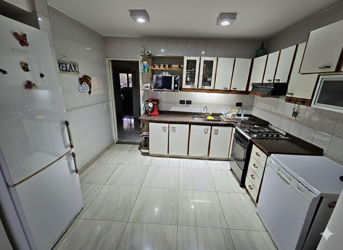 7284676_1777990021695626767017905648229852200965486382945961819397961323266441055005-1