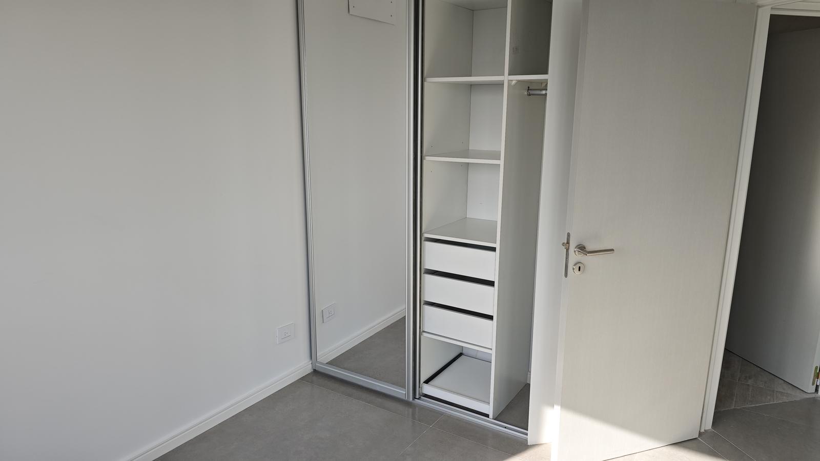 7713457_33536605359134029710680972636465440216060573234671055827107774630663176142851