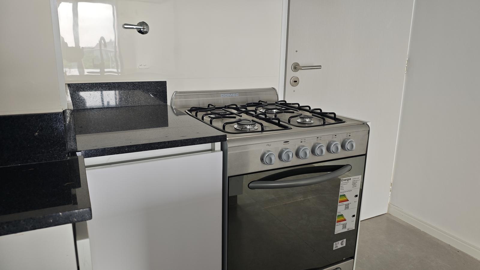 7713457_34122942732911124011396125675007514116159316502189424575660710691107388850407